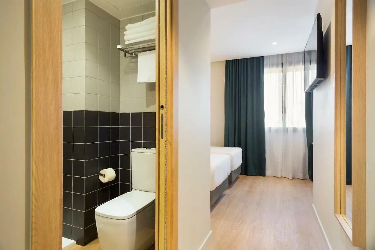 **  Hotel Brick Barcelona Spanien